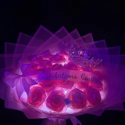 Ramo de 25 Rosas Eternas con Luces