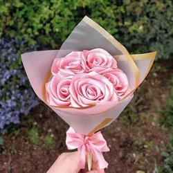 Ramo de 5 Rosas Eternas