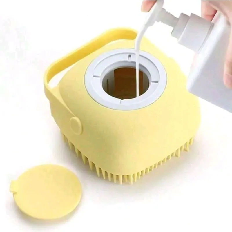 Cepillo dispensador de champú