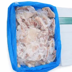 Cajas de pollo muslo y contramuslo 22lb