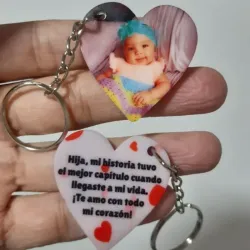 Llavero personalizado en forma de corazón 