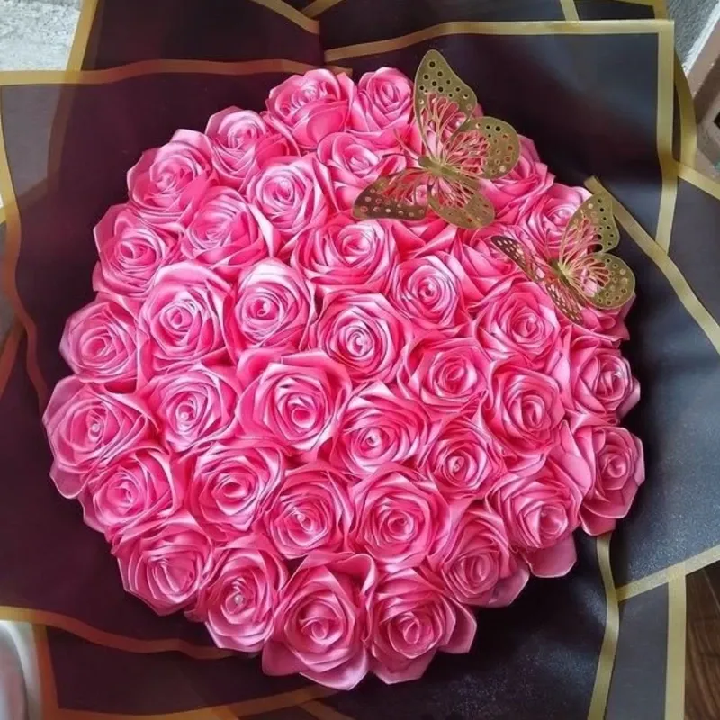 Ramo de 50 Rosas Eternas
