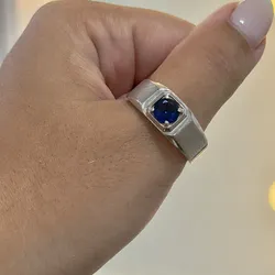 Alianza con pedrería azul