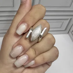 Anillo almendrado corte brillo