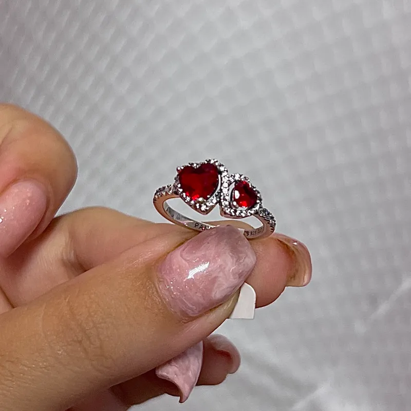 Anillo Corazones rojos doble
