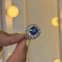 Anillo cuadrado azul