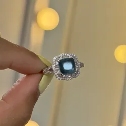 Anillo cuadrado turquesa