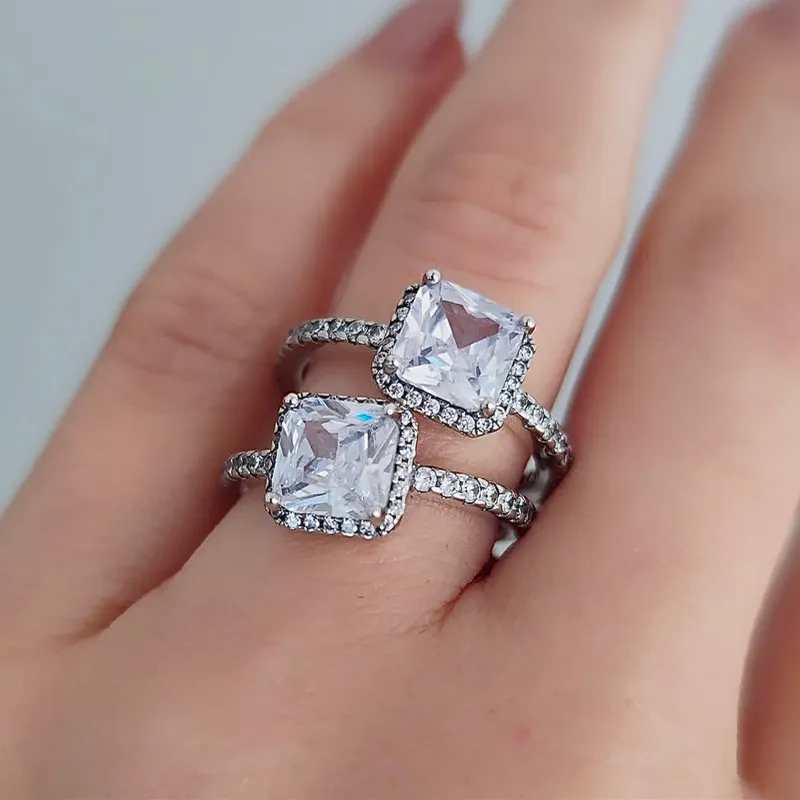 Anillo de Pandora cuadrado