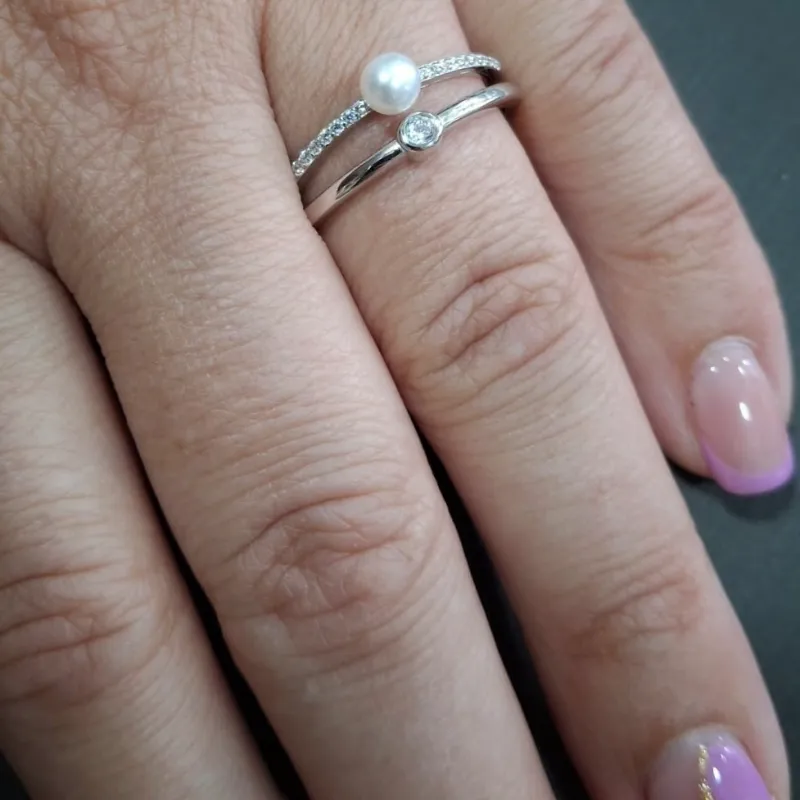 Anillo doble con perla 