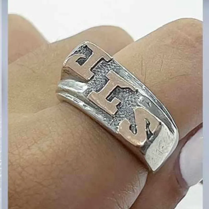 Anillo llamativo 3309