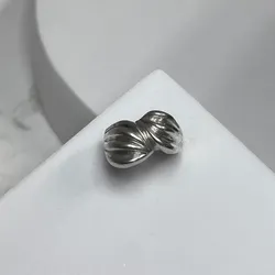 Anillo llamativo 3310