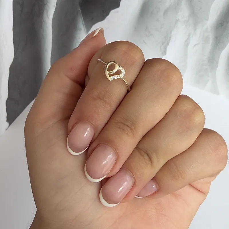 Anillo original corazón piedritas