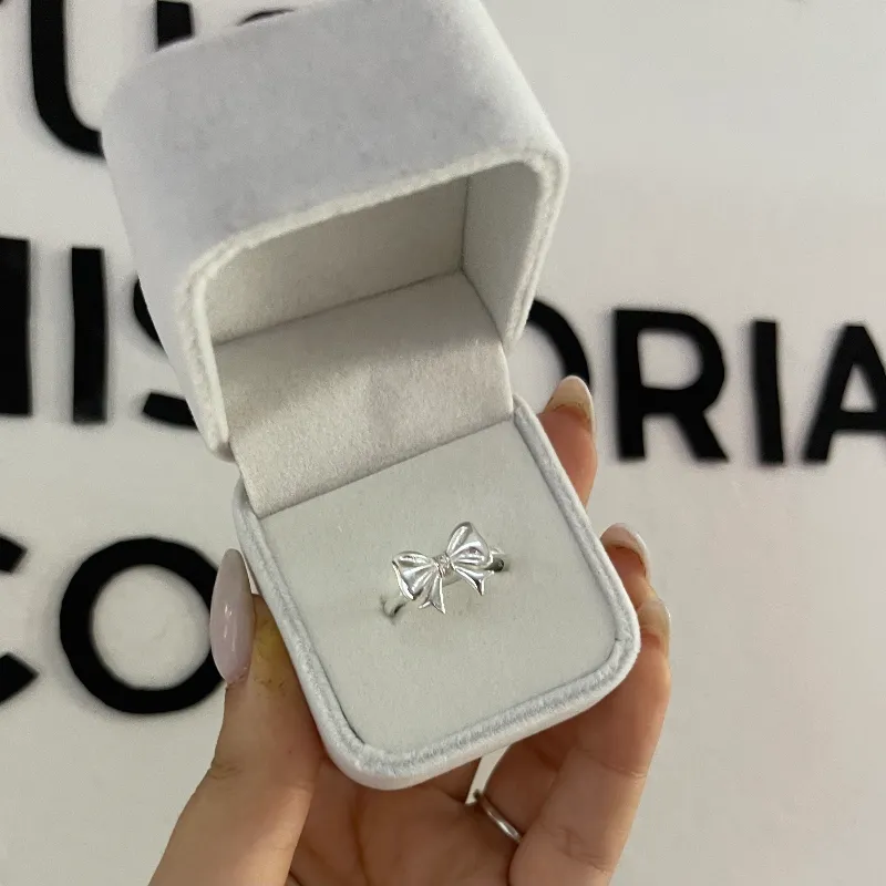 Anillo original lazo