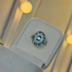 Anillo ovular destellos azules