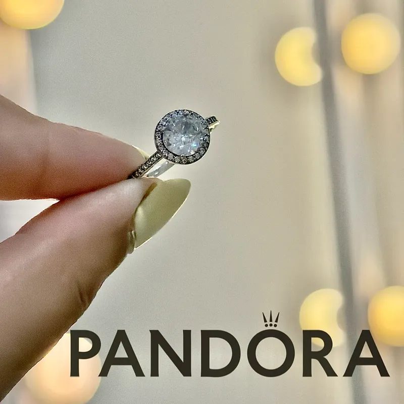 Anillo Pandora circonia