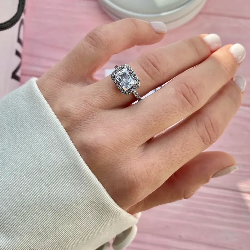 Anillo Pandora cuadrado