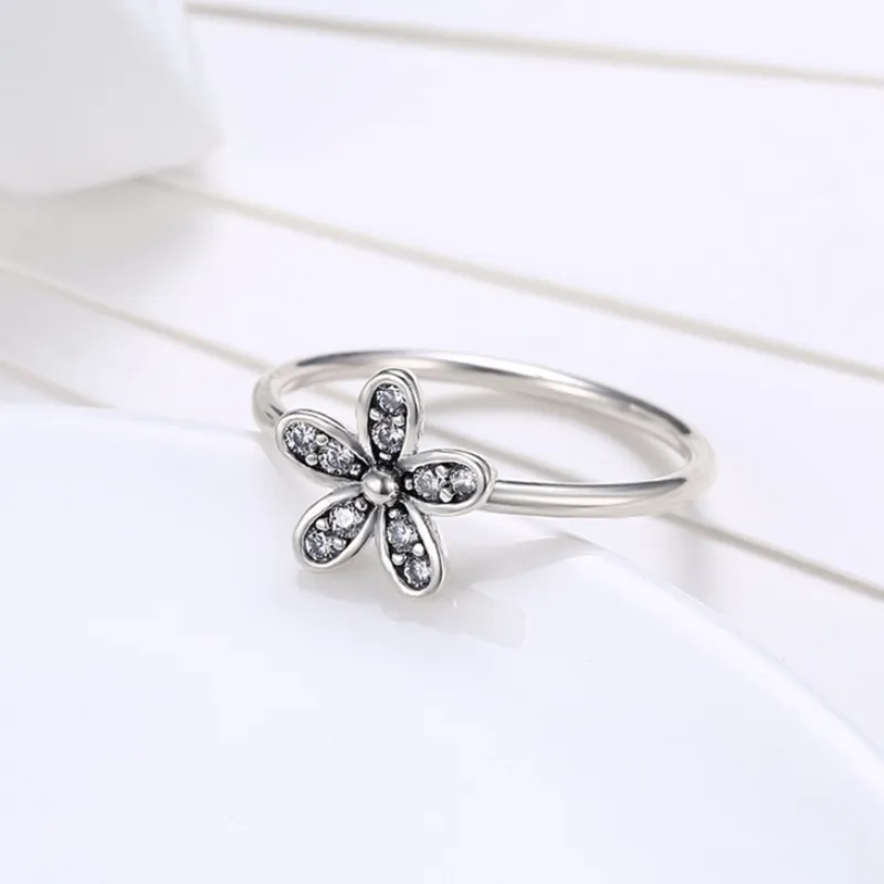 Anillo Pandora Margarita 