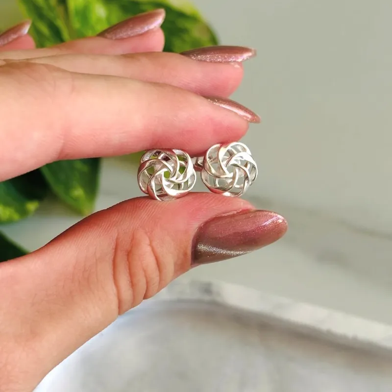 Aretes anudados originales 