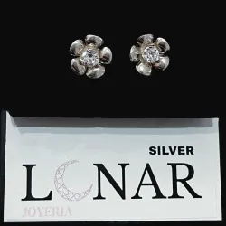 Aretes de flores