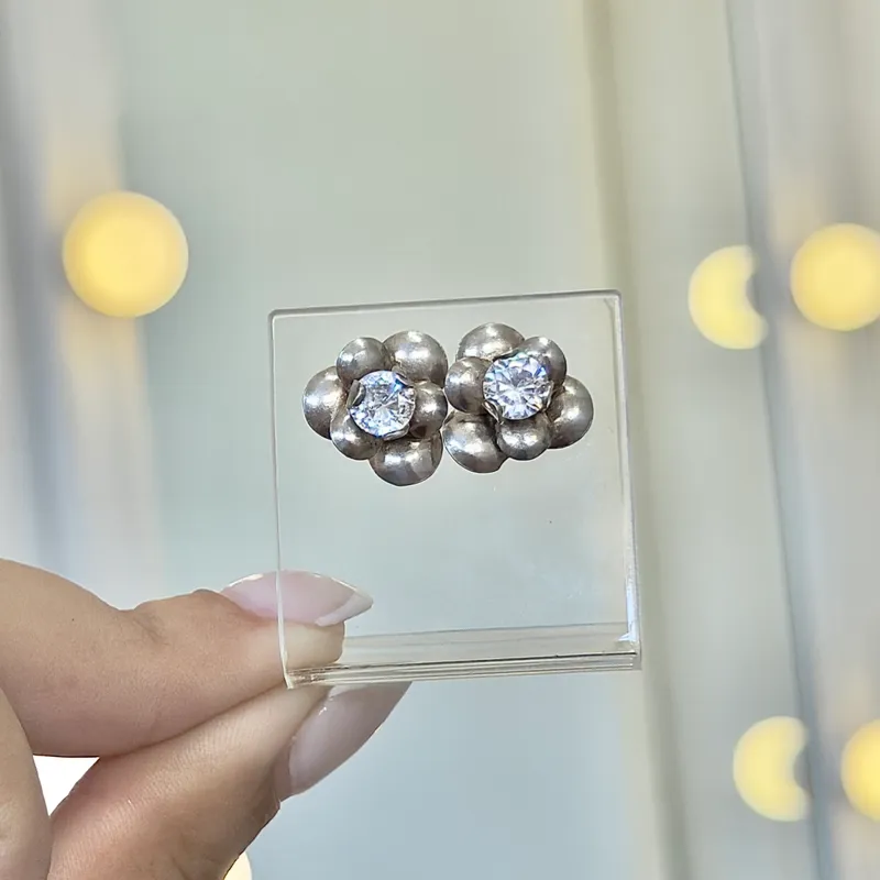 Aretes de flores originales