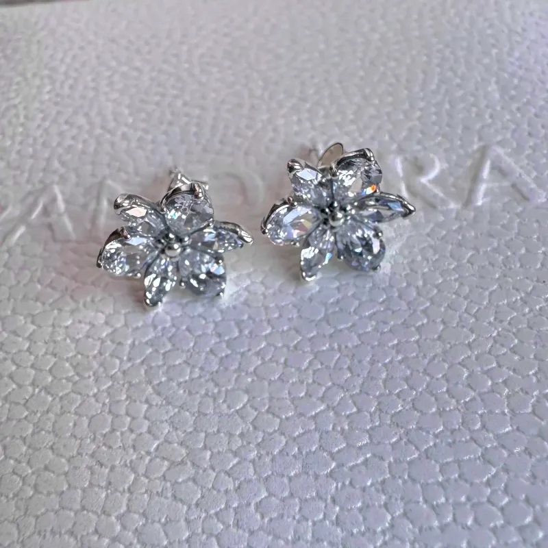 Aretes de Pandora flor