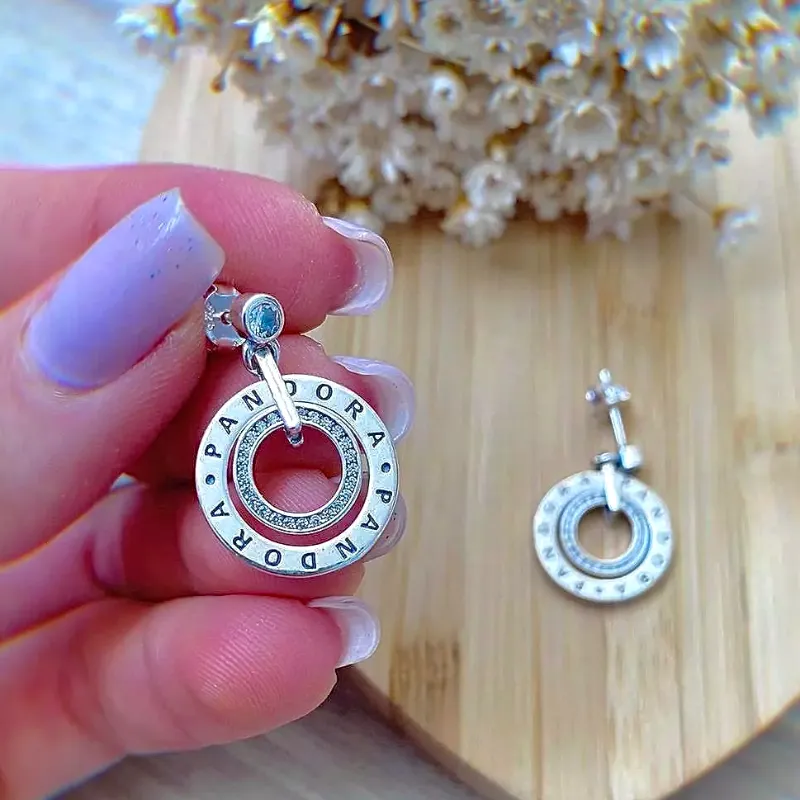 Aretes de Pandora 