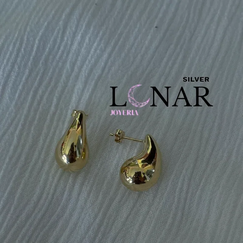 Aretes gota de oro