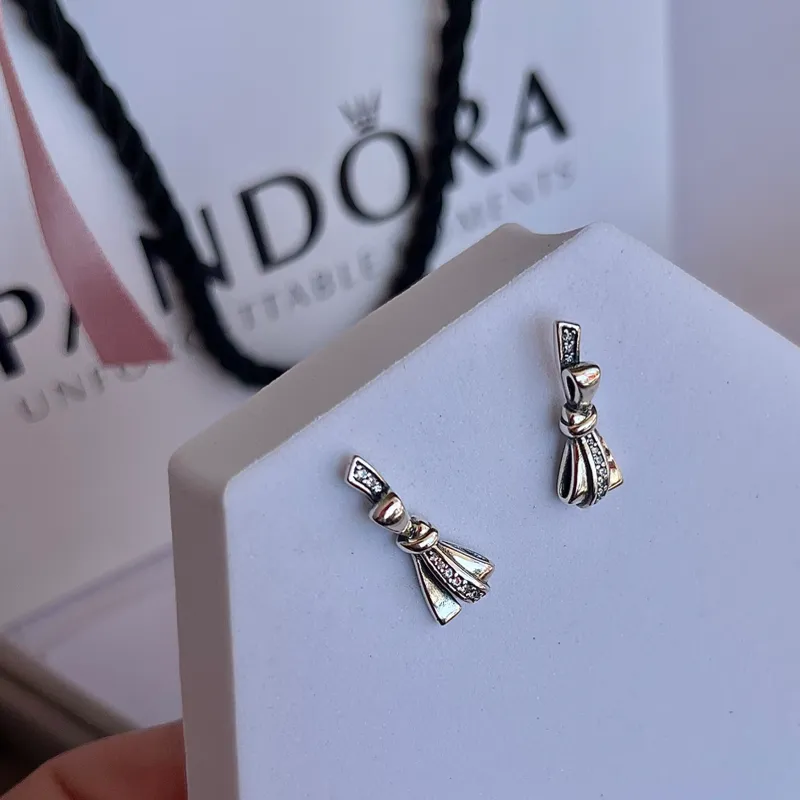Aretes lacito Pandora