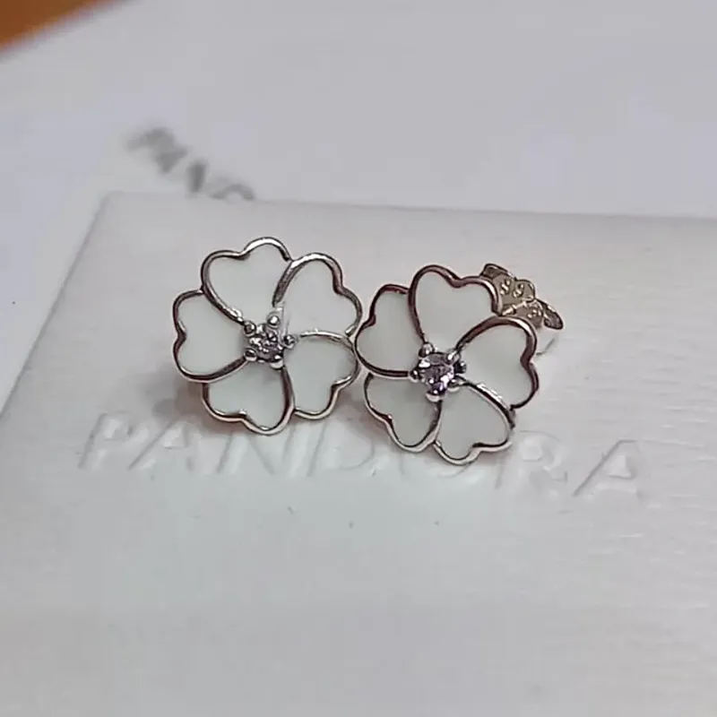 Aretes Pandora 8