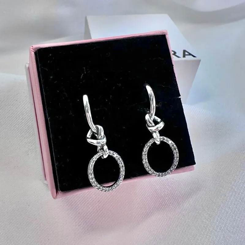 Aretes pandora