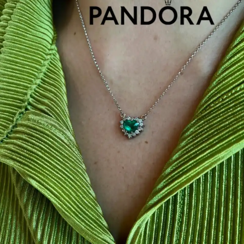 Cadena de Pandora corazón verde 