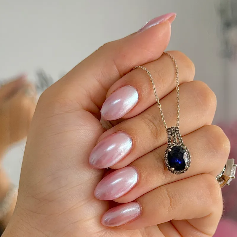Cadena destello azul