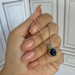 Cadena destello azul