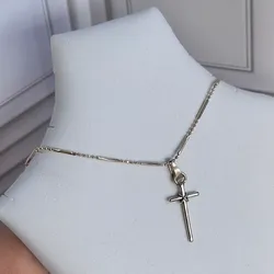 Cadena dije crucifijo 
