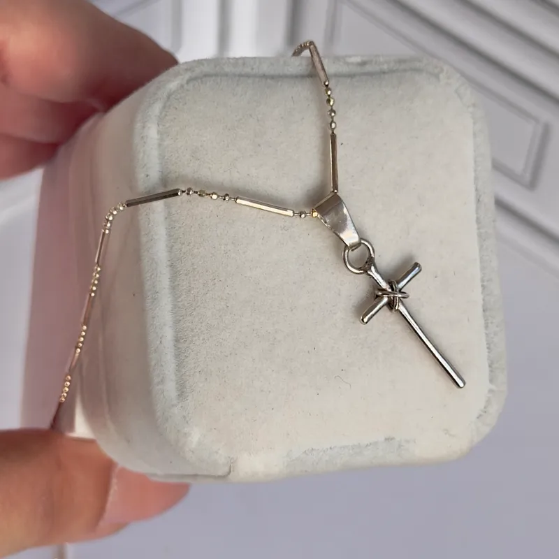 Cadena dije crucifijo 