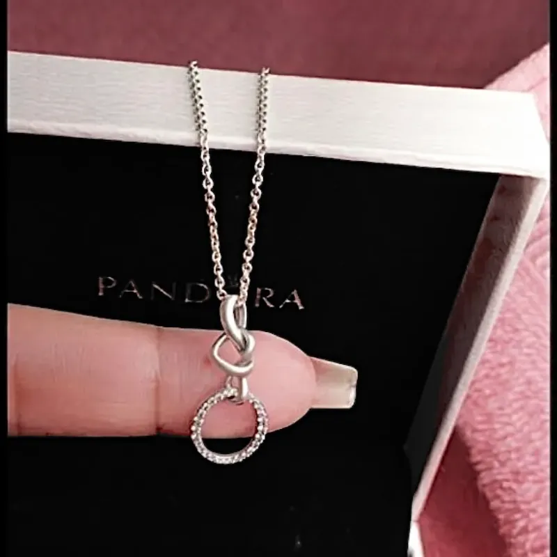 Cadena Pandora Nudo corazón 