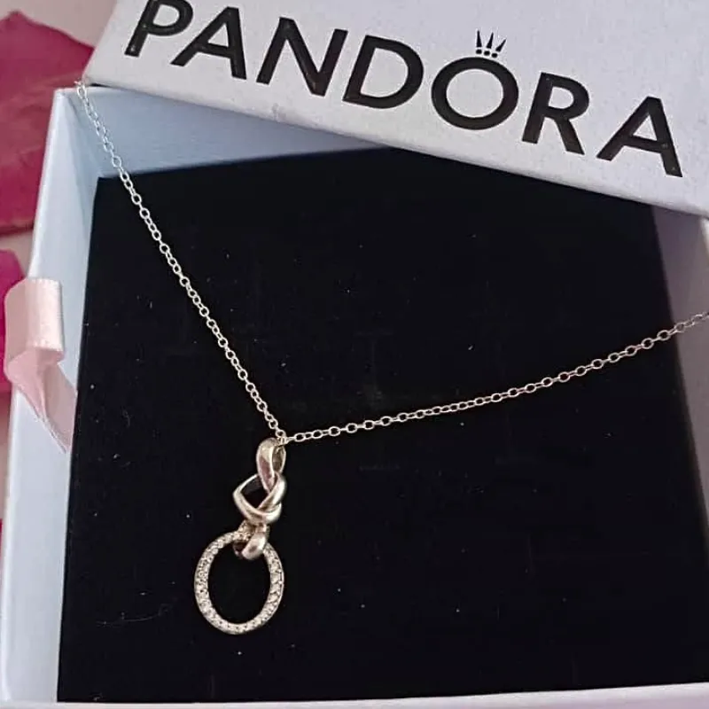 Cadena Pandora Nudo corazón 