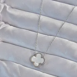 Cadena Van Cleef Blanca