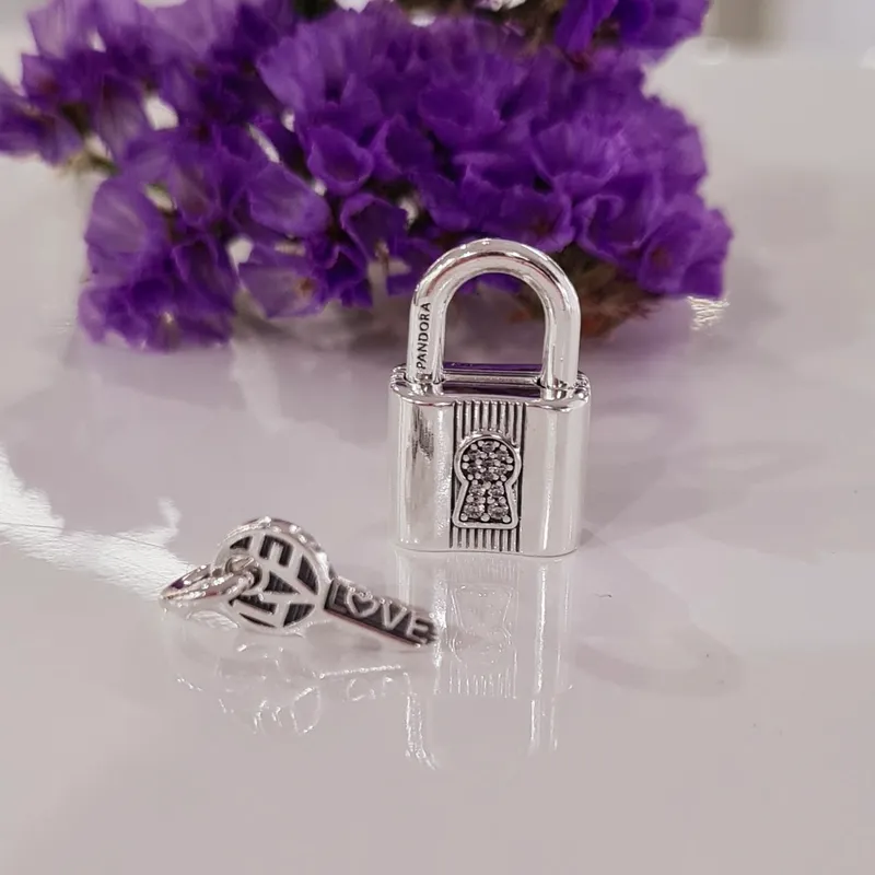 Charm candado con llave 