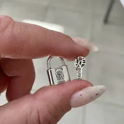 Charm candado con llave 