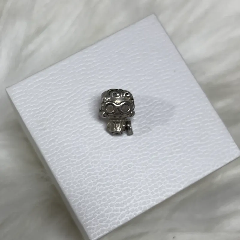 Charm de plata abuelita