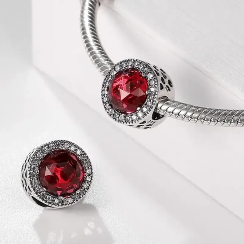 Charm destello rojo