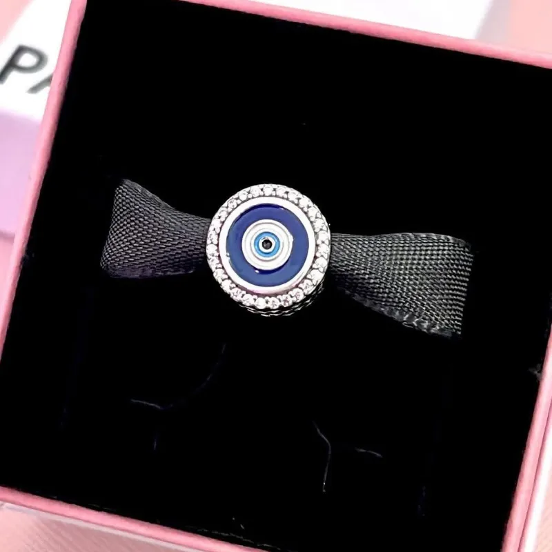 Charm Ojo turco 