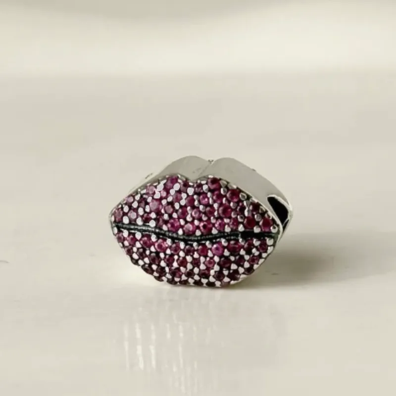 Charm original besito