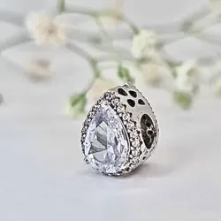 Charm separador lágrima 