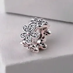 Charm separador margaritas 