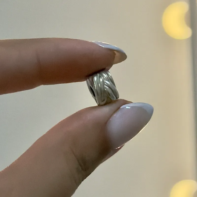 Clip separado enredado