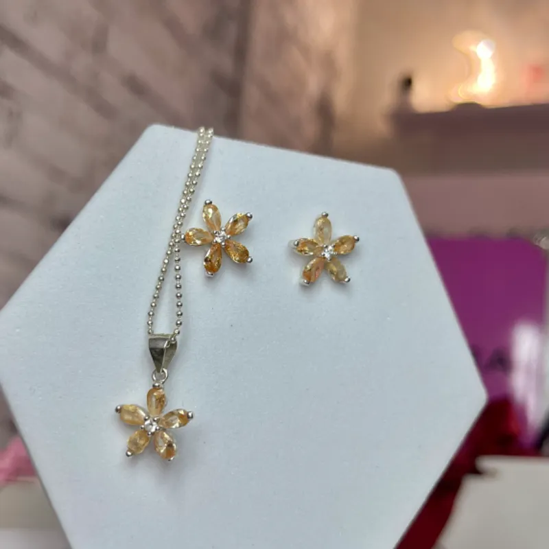 Conjunto flores ámbar 