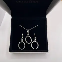 Conjunto nudos corazón 