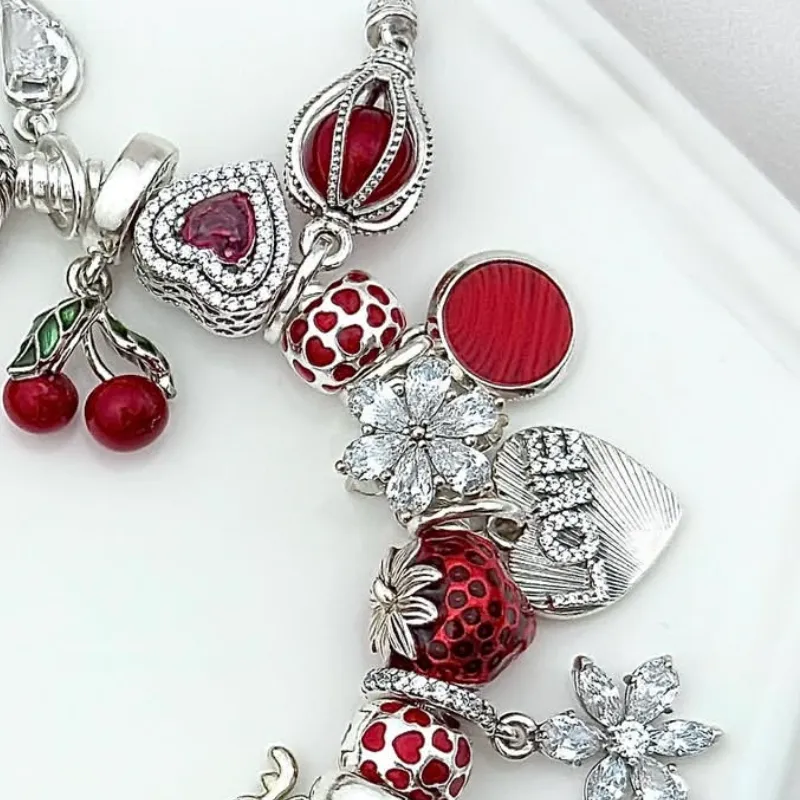 Pulsera armada temática roja 